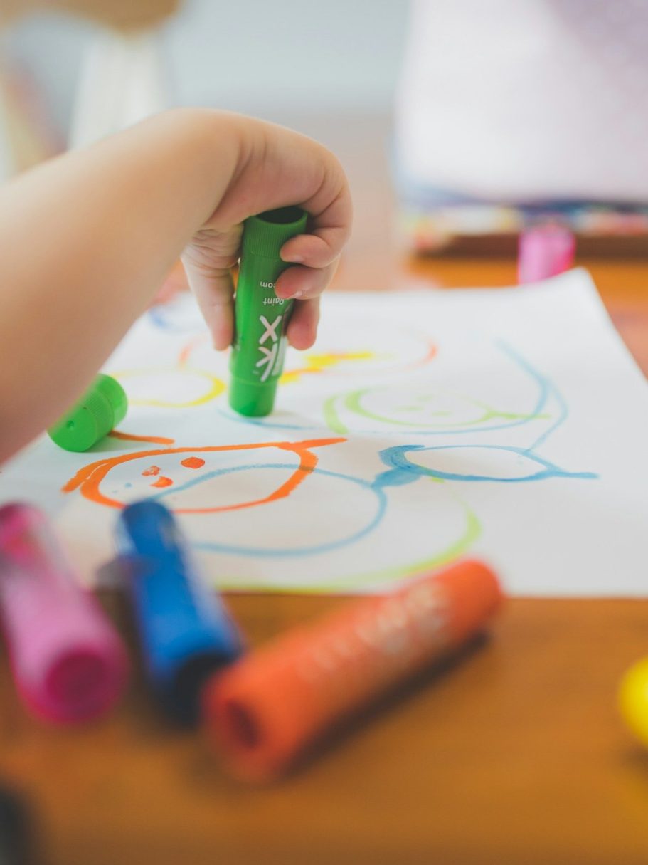 tenue du stylo difficiles difficultés graphiques